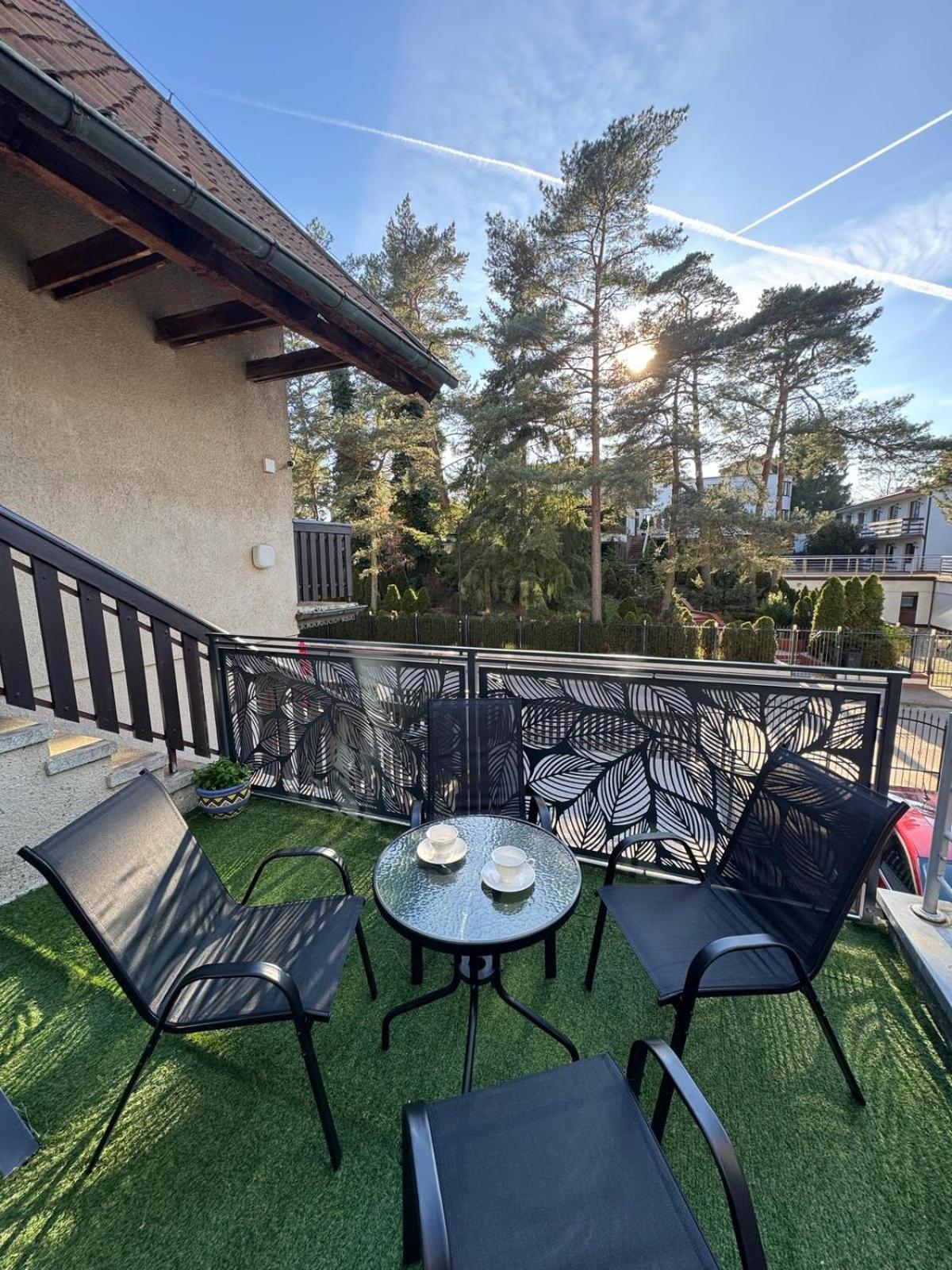 Villa Azalia Jastrzębia Góra Exterior foto